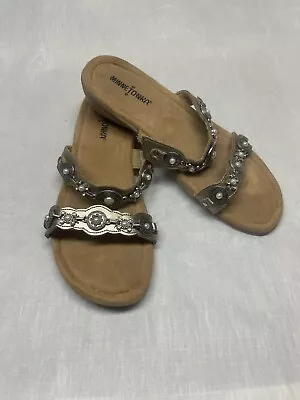 Minnetonka Women’s Silver Leather Sandals Slides Embellished Size 9 • $19.95