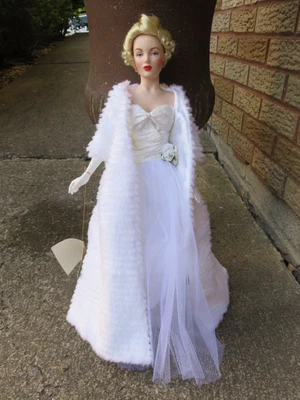 MARILYN MONROE FRANKLIN HEIRLOOM  ALL ABOUT EVE  DOLL (Read Below) • £31.72