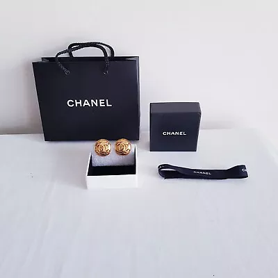 Authentic - Chanel - Vintage - Circa 1994 - Gold-tone Metal - Clip On Earrings  • $625