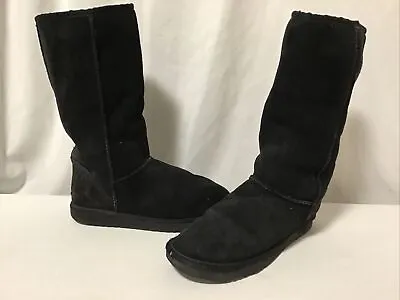 UGG Women’s Boots Classic Tall 5815 Size 9 BlackEUR 40/UK 7.5..….R106 • $24.99