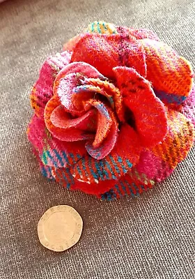 NEW : Ness Vintage 1990s : Pink Orange Mix Tweed Tartan Flower Brooch Corsage • £12.99