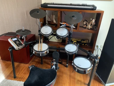 $1000 • Buy Roland Td-9 Electric Drum Kit