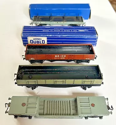 4 Hornby Dublo Meccano  Oo Gauge Low Wagons Including 2 Boxed And A Brick Wagon • £5.50