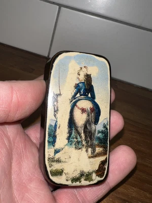 £29.99 • Buy Antique Papier Mache / Lacquer Snuff Box With Scene Of A Lady On Horse