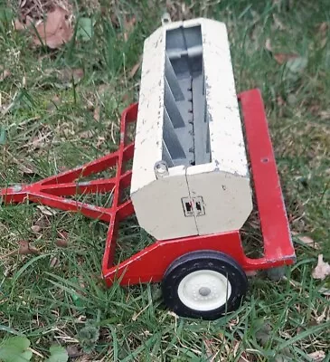 Ertl International Harvester Grain Drill 1:16 Scale Red & White 1970's • $29.74