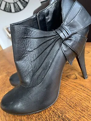 J By Jasper Conran Black Ankle Boots • £5
