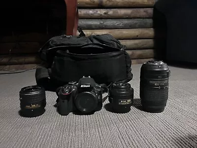 Nikon D3300 • $900