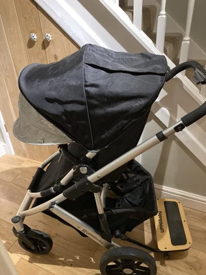 £175 • Buy Black Uppababy Vista Pram Inc Piggy Back 