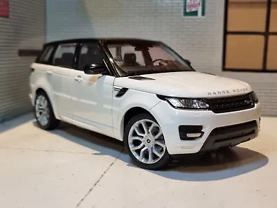 Range Rover Sport White SDV6 V8 5.0 2015 1:24 Scale Diecast Detailed Model BNIB • £25