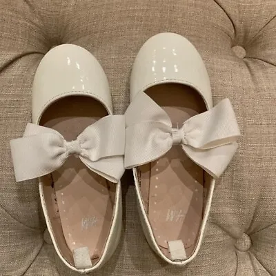 Brand New H&M White Bow Toddler Girl Flat Shoes Size 10.5 • $14.99