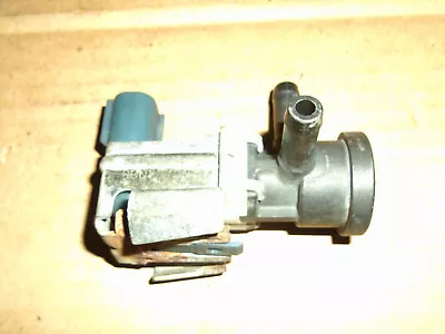 $22.49 • Buy Toyota Corolla Matrix 1.8l Oem Vacuum Switch Valve Purge Solenoid 90080-91211