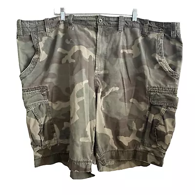 Foundry Cargo Shorts Men's 52 Green Camouflage • $14