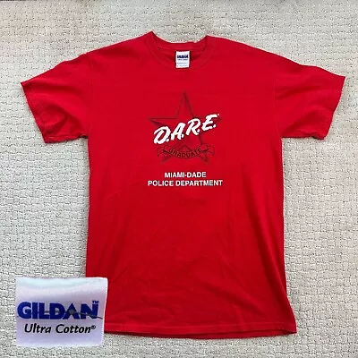 Miami Dade Police Department Graduate DARE Red Gildan Crewneck Tee Shirt M • $10