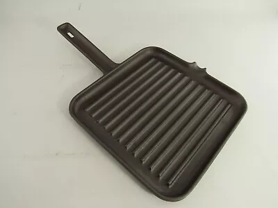 Vintage R.Welch Victor 9 1/2   Cast Iron Square Griddle England • $39.95
