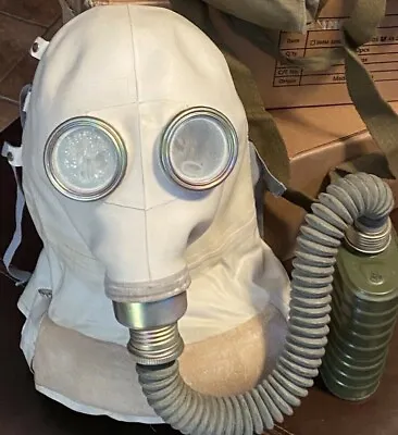 Gas Mask Czech Army Casualty Gas Mask New Never Issued • $69.86