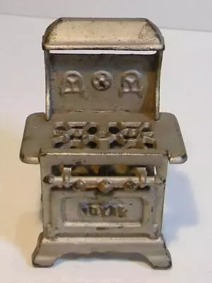 Antique Cast Iron Metal  Miniature Royal Stove Antique Grey Color • $15.99