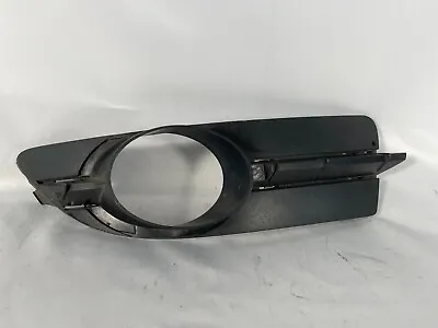 2007-2009 VOLKSWAGEN EOS 2.0T SPORT Driver Side Fog Lamp Grille 1Q0854661B OEM • $42.48