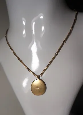 LC LIZ CLAIBORNE Gold Tone Pendant Chain Necklace Designer  Vintage Jewelry • $19.99