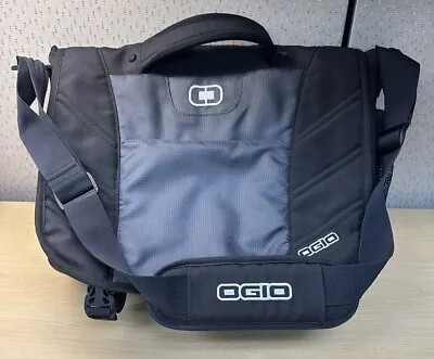 OGIO UPTON Messenger Bag Fits 17  Laptop MacBook Pro Tablet Sleeve - Gray/Black • $22.99