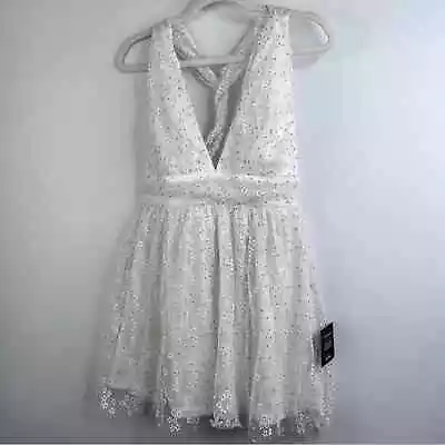 Lulu’s White Mesh Tulle Event Flower Skater Dress Size Small NWT • $35