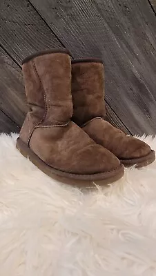 UGG Australia Brown Suede Boots Women Size 8 Classic Short • $15