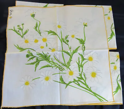 SET OF 4 Vintage VERA LADYBUG DAISY BOUQUET PATTERN NAPKINS YELLOW EDGE • $12