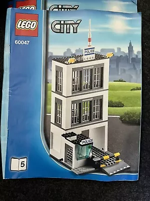 LEGO CITY: Police Station (60047) • $20