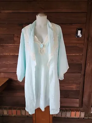 Vintage Val Mode Lingerie Nylon Nightgown & Gown Set Embossed Turquoise Medium • $24.99