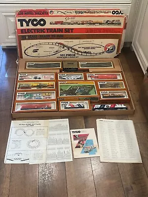 Tyco Spirit Of 76 Train Set Ho With Track &  1 Engine 5 Cars & Accessories • $265