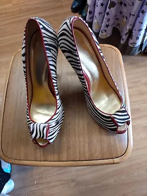 Ladies Zebra Print Heels Size 6 • £35