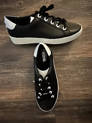 NEW Size 7.5M MICHAEL KORS Black White Flower Leather Sneaker Tennis Shoes • $44