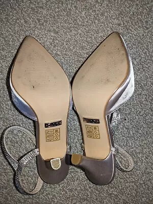 Ladies Dress Shoes Size 4 • £10