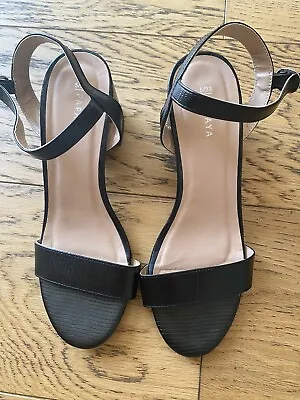 £2.50 • Buy Brand New Black Shoes Size 5 (38)