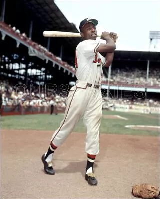 Hank Aaron Photo 8X10 - 1954 Milwaukee Braves MLB HOF • $7.95