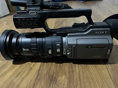 Sony DSR-PD170P PAL 3CCD Digital DVCAM & DV Recording Camcorder • £500