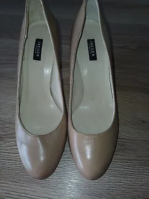 Jaeger Court Shoes 5 • £3.50