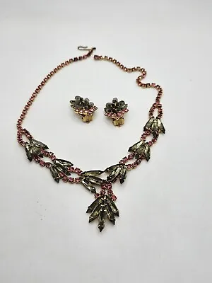 Vintage Pink & Gray /Green Rhinestone Collar Necklace Matching Clip On Earrings • $41