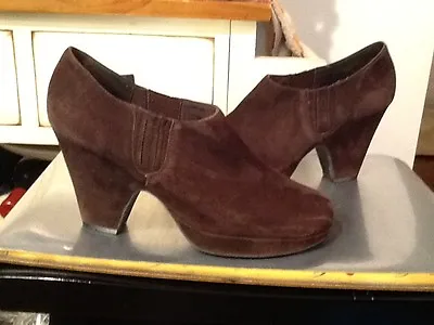 Me Too Sagria Brown Suede  Learher Wedge Heel Ankle Boots Women Sz- 9 M   • $12.80