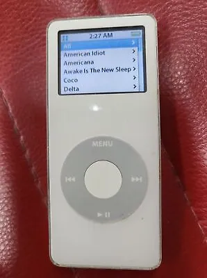 Apple IPod Nano 1st Generation White (4 GB) A1137 EMC2066 • $50