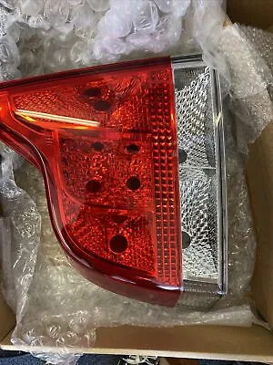 Genuine  Volvo S60 Left Drivers Side Rear Tail Light Assembly 2001-2009 30655367 • $125