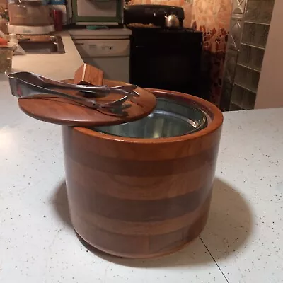 Vintage Mid Century 2 Types Of Wood Wood Ice Bucket With Thermos Glass Liner  • $15