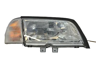 Mercedes A2028203461 Light Right W202 Xenon Front Right Xenon Headlight Bosch • $538.60