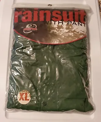 NEW Men's Mossy Oak Forest Green Rain Suit With  Pants XL • $39.88