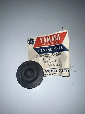 Nos Yamaha Front Fork Rubber Cap Tt500 Xt200 Rd400 Xt500 Dt250 79 80 81 82 83 • $13.22