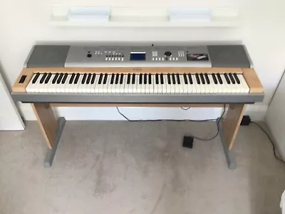 Yamaha DGX-620 Portable Grand Digital Piano • £225