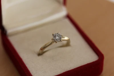 £59 • Buy 9ct Diamond Cluster Ring