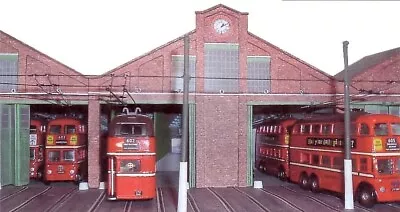 Kingsway 00 Scale Fulwell London Transport Bus Depot  Ready Made. • £60