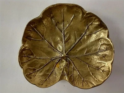 $24.99 • Buy Vintage VA Metalcrafters Brass Geranium Leaf Tray 3-28 Very Heavy Solid 1948