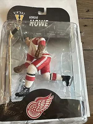  GORDIE HOWE Mcfarlane NHL Legends 7 Variant Red Wings Chase White Jersey • $39.99