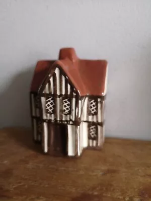 Vintage Mudlen End Pottery Building. Character Model. R G. Made In Suffolk UK • £8.50